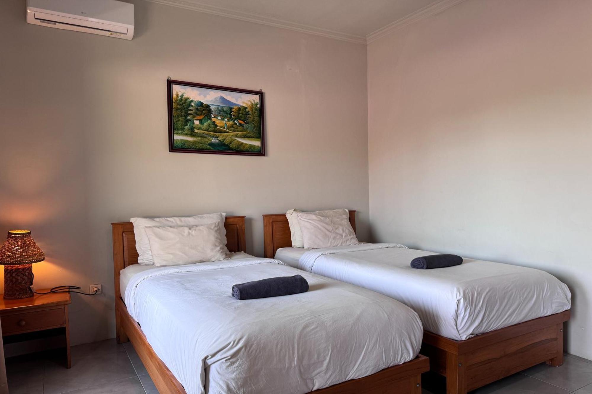 Senggigi Cottages Lombok Exterior photo