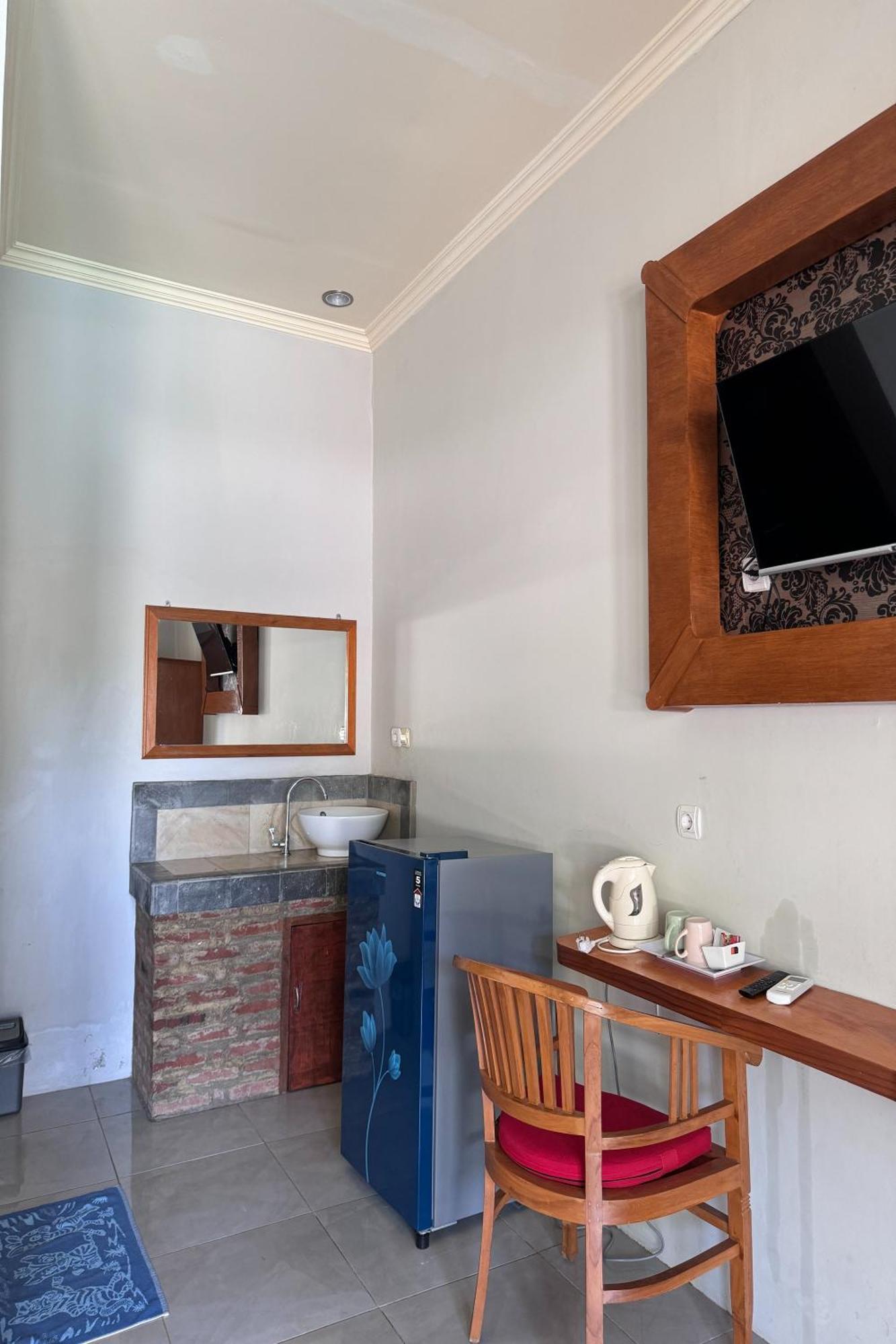Senggigi Cottages Lombok Exterior photo