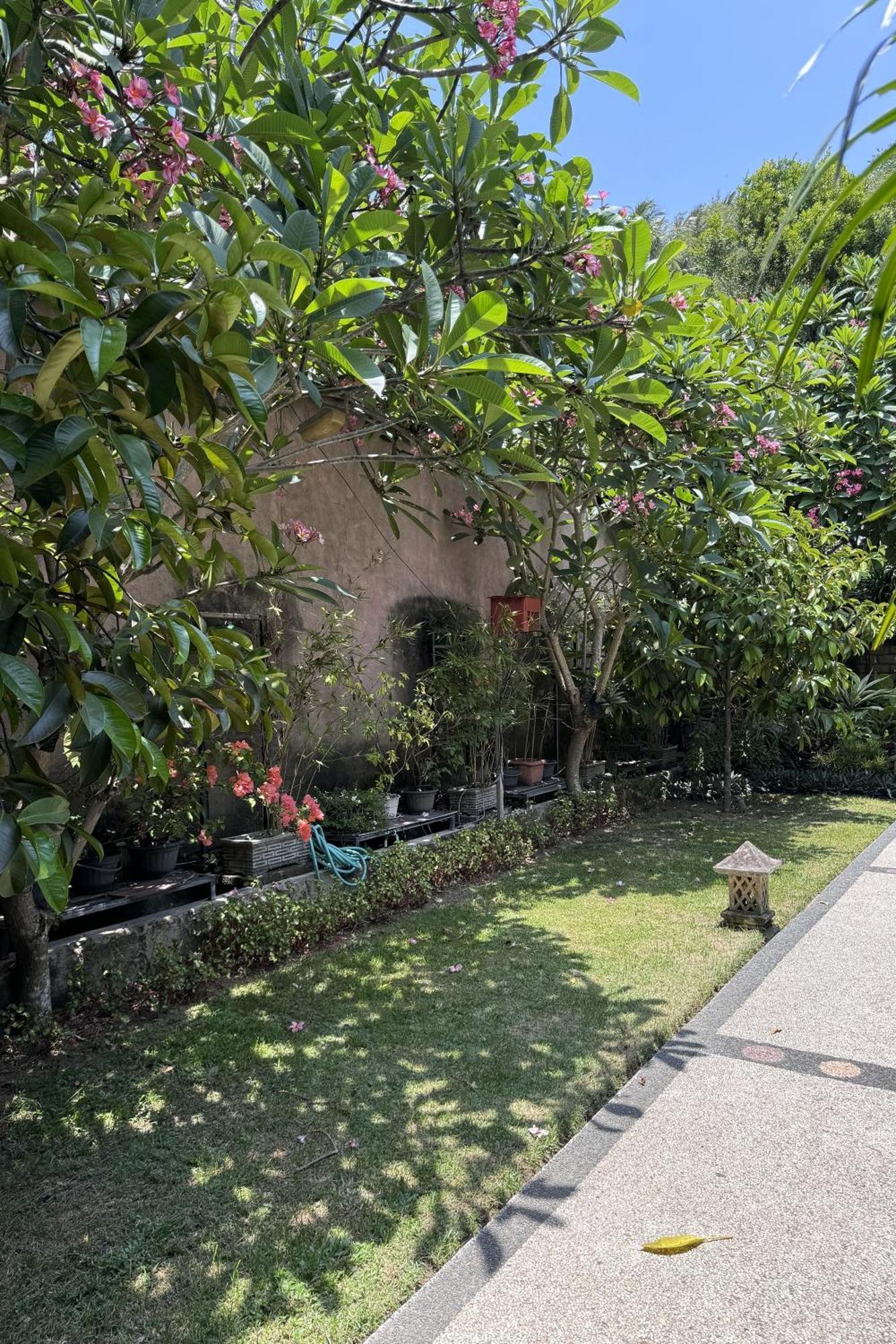 Senggigi Cottages Lombok Exterior photo