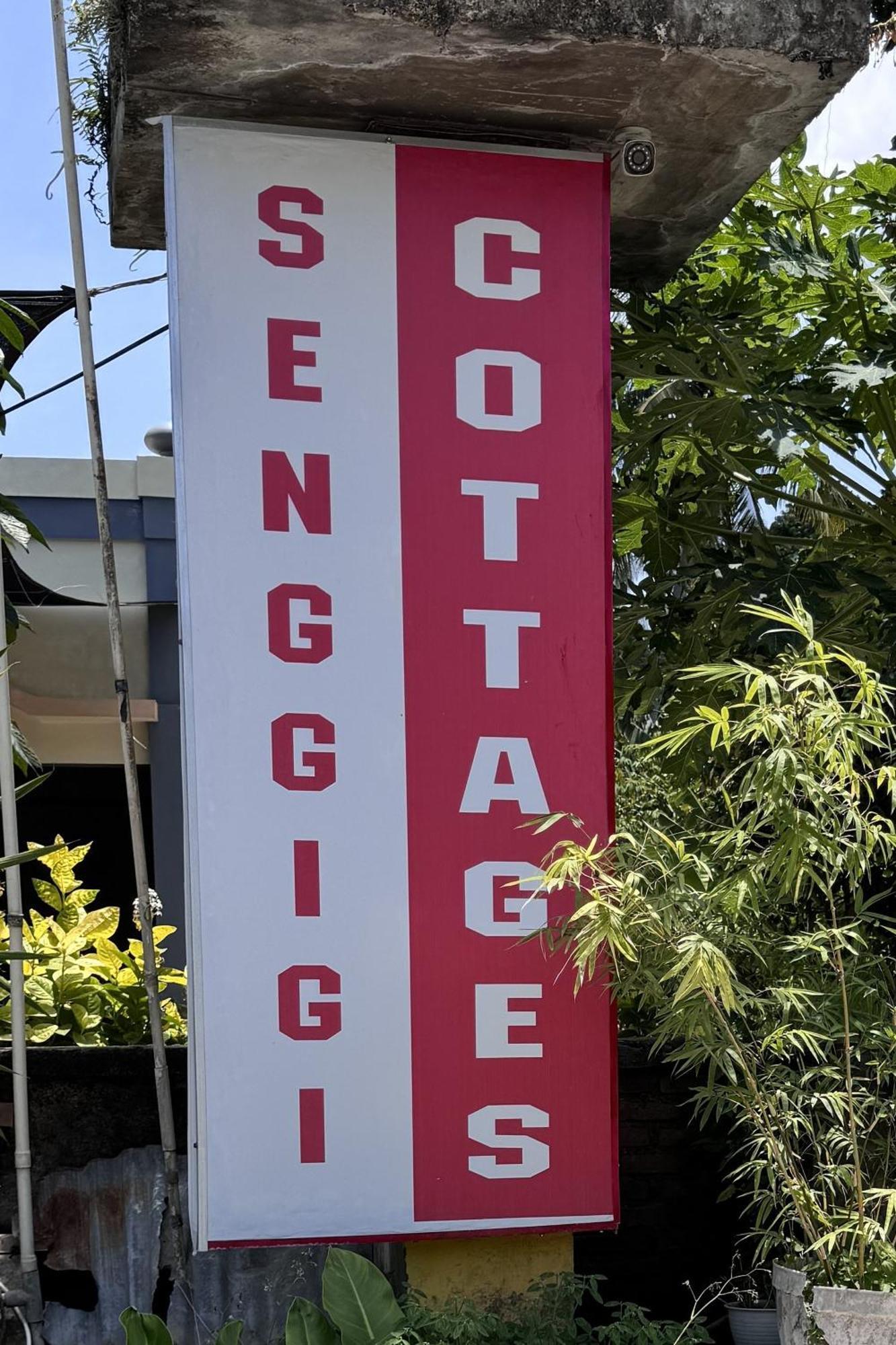 Senggigi Cottages Lombok Exterior photo